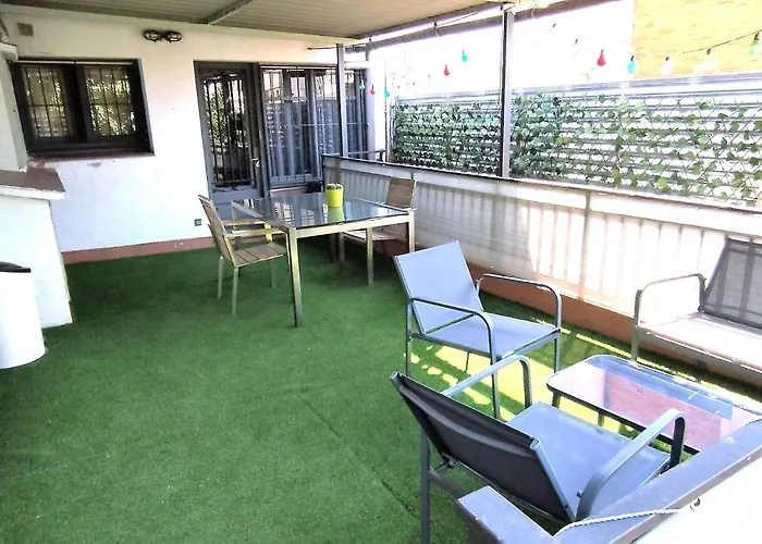 Apartamento Entero Con Terraza En El Centro De Rubi
