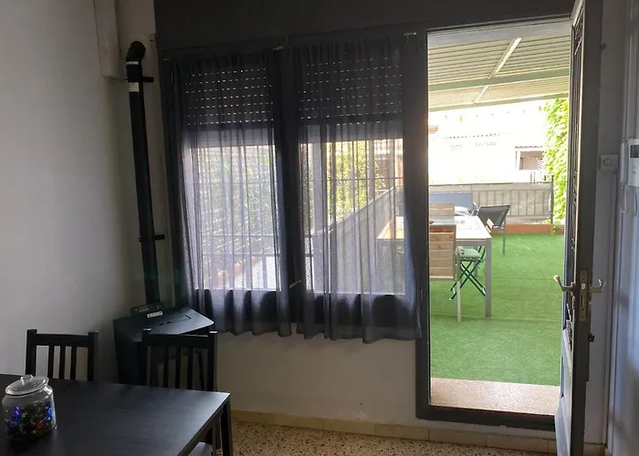 Apartamento Entero Con Terraza En El Centro De Rubi